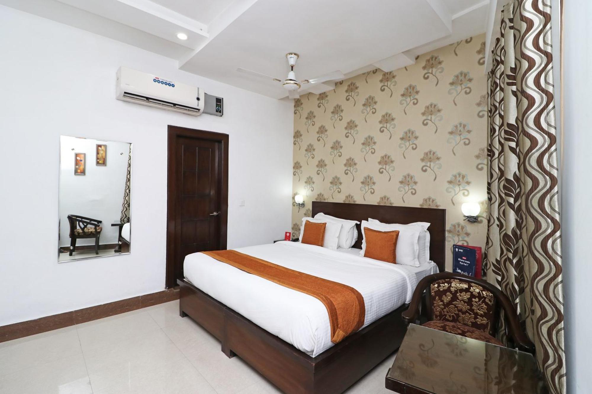 Hotel Samovar By Goyal Hotel อัครา ภายนอก รูปภาพ