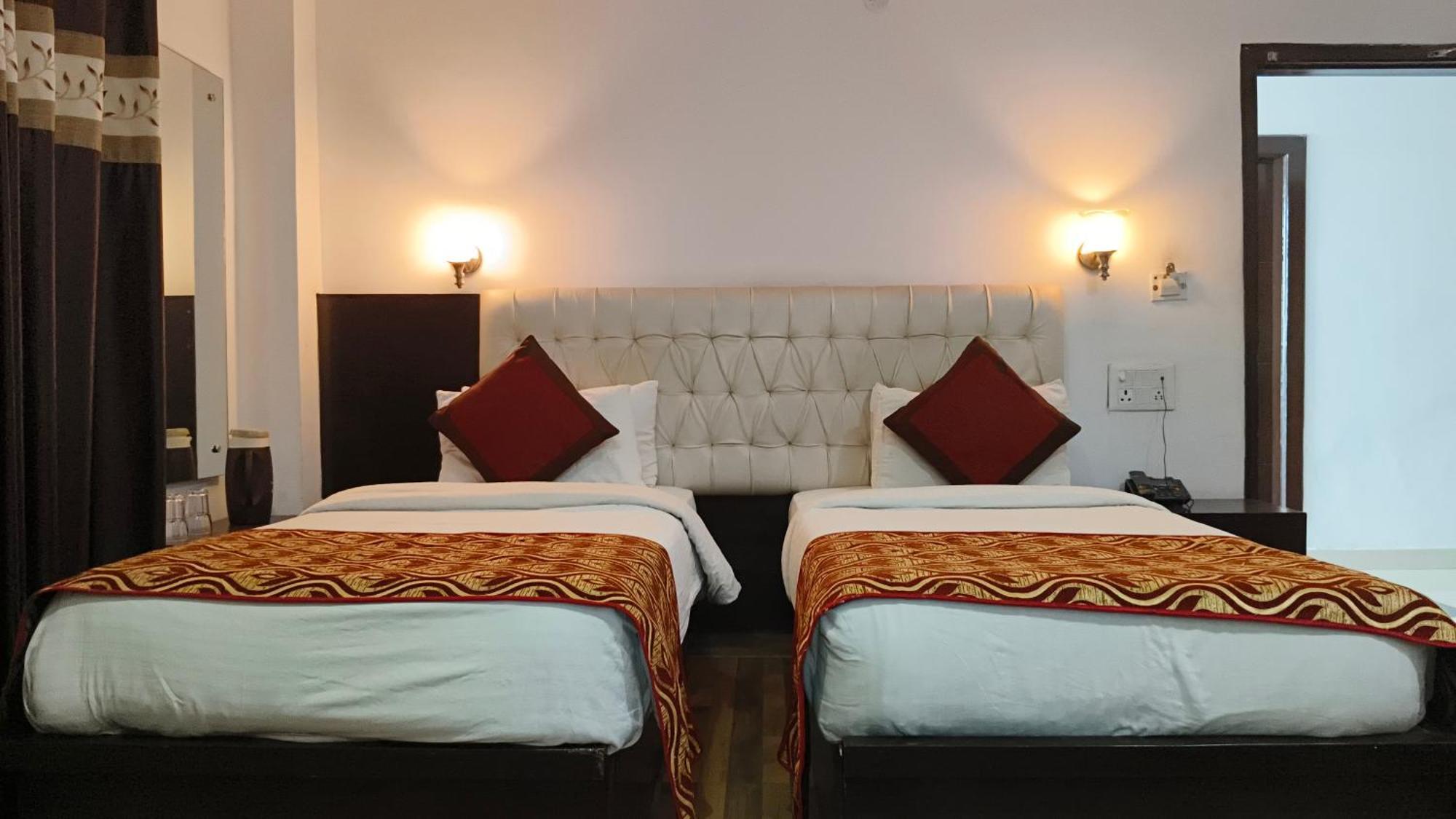 Hotel Samovar By Goyal Hotel อัครา ภายนอก รูปภาพ